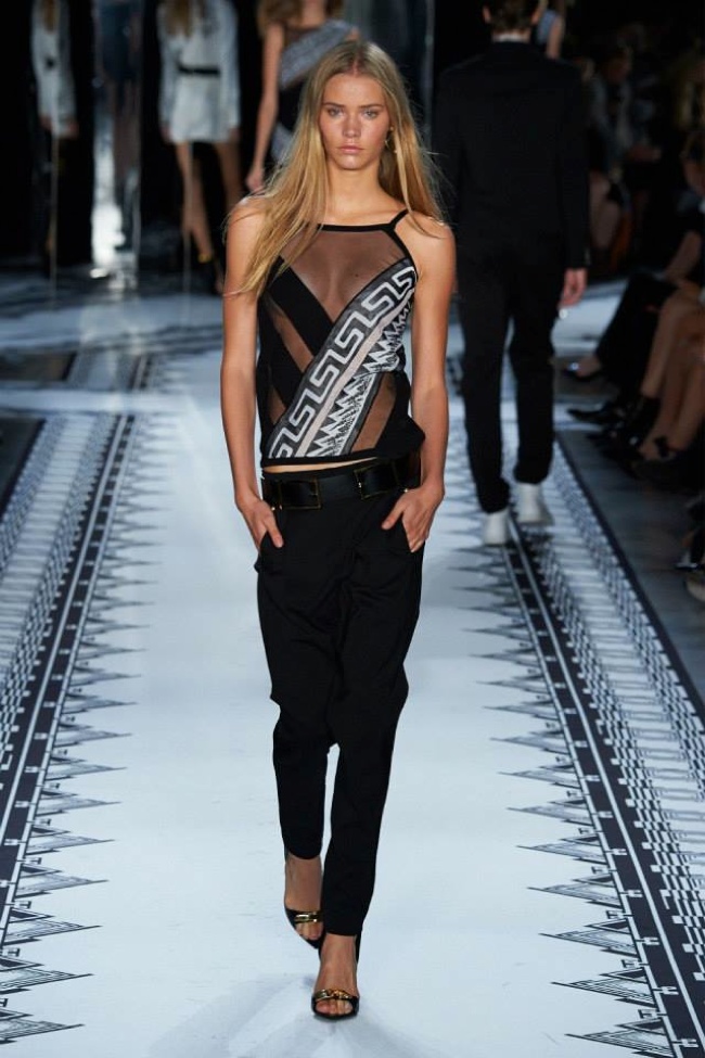 versus-versace-2015-spring-summer-runway-show30.jpg