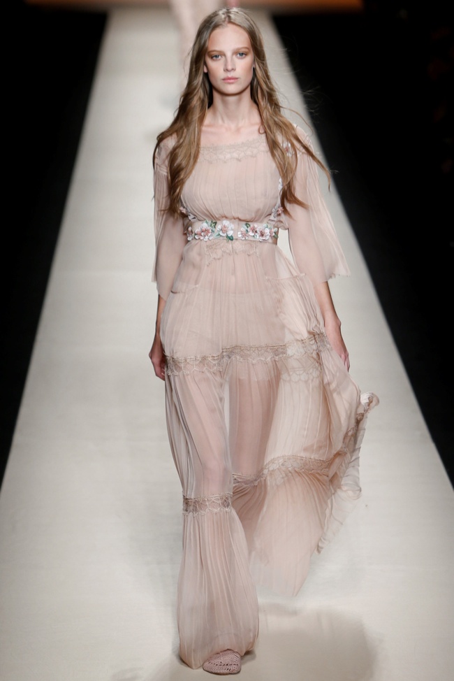 alberta-ferretti-2015-spring-summer-runway-show01.jpg