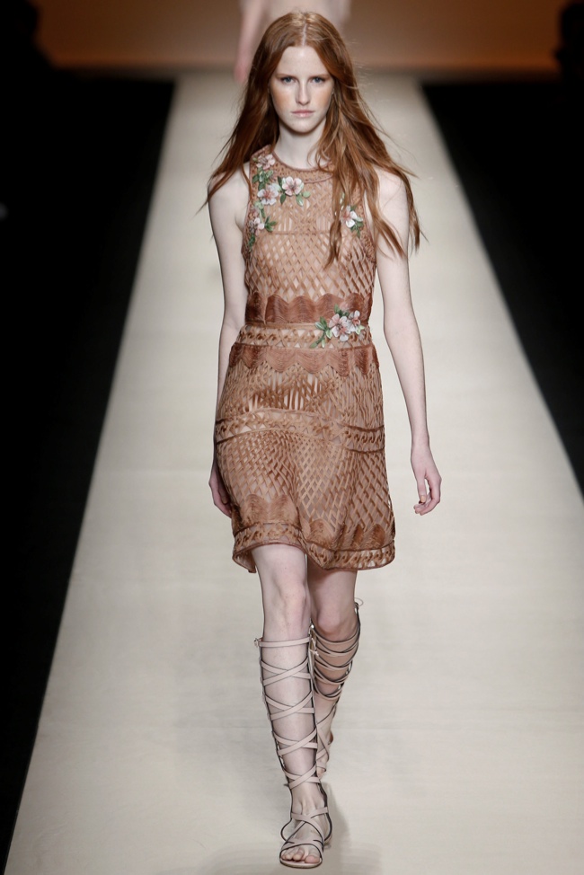 alberta-ferretti-2015-spring-summer-runway-show04.jpg