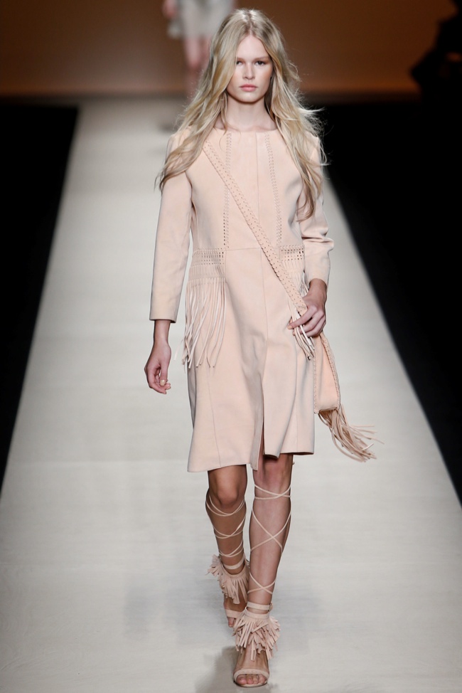 alberta-ferretti-2015-spring-summer-runway-show33.jpg