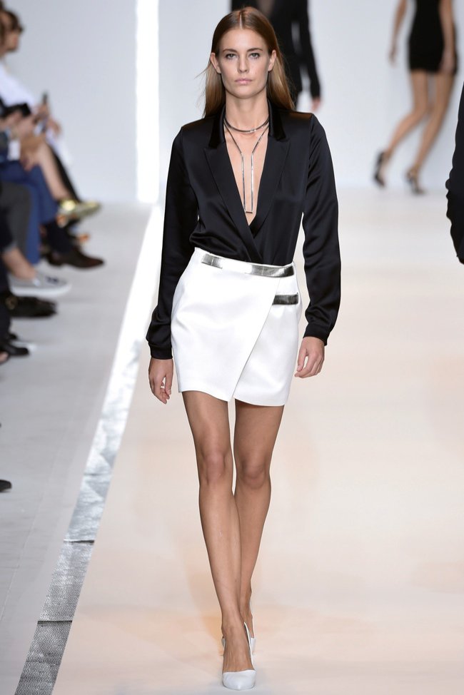 mugler-2015-spring-summer-runway09.jpg