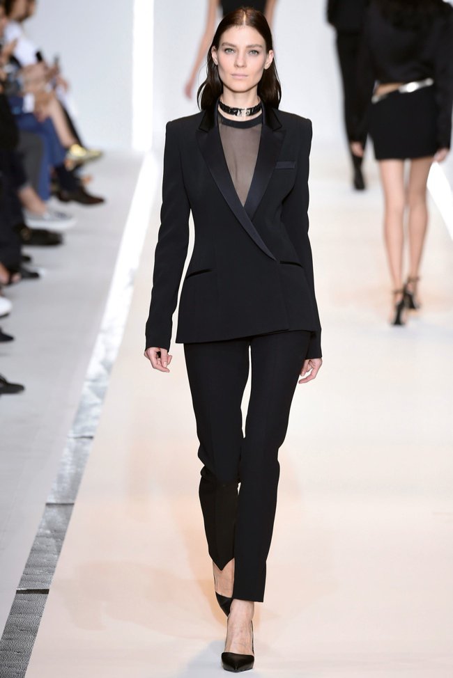 mugler-2015-spring-summer-runway10.jpg