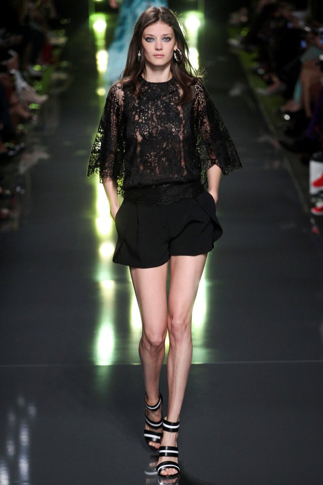 elie-saab-2015-spring-summer-runway08.jpg