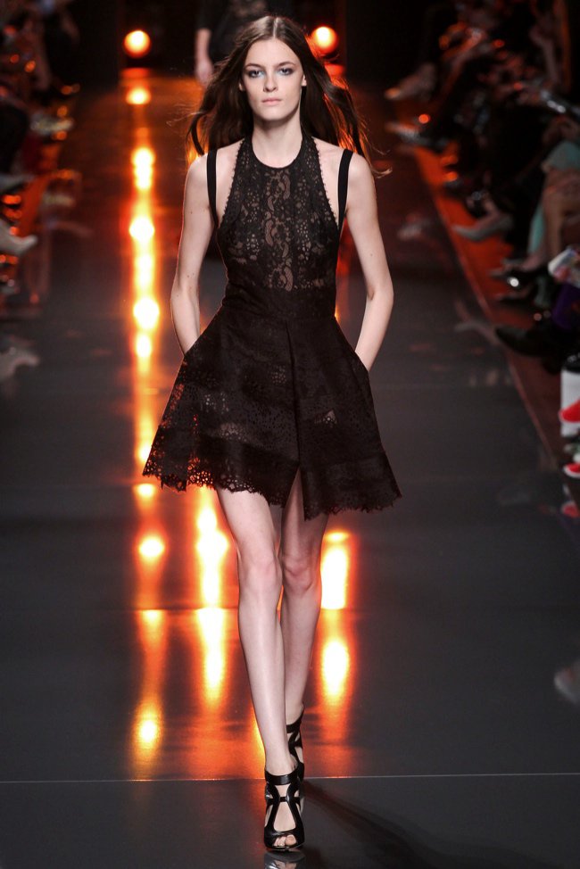 elie-saab-2015-spring-summer-runway10.jpg