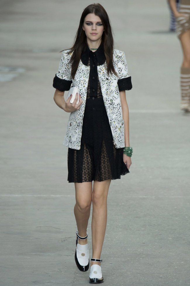 chanel-2015-spring-summer-runway41.jpg