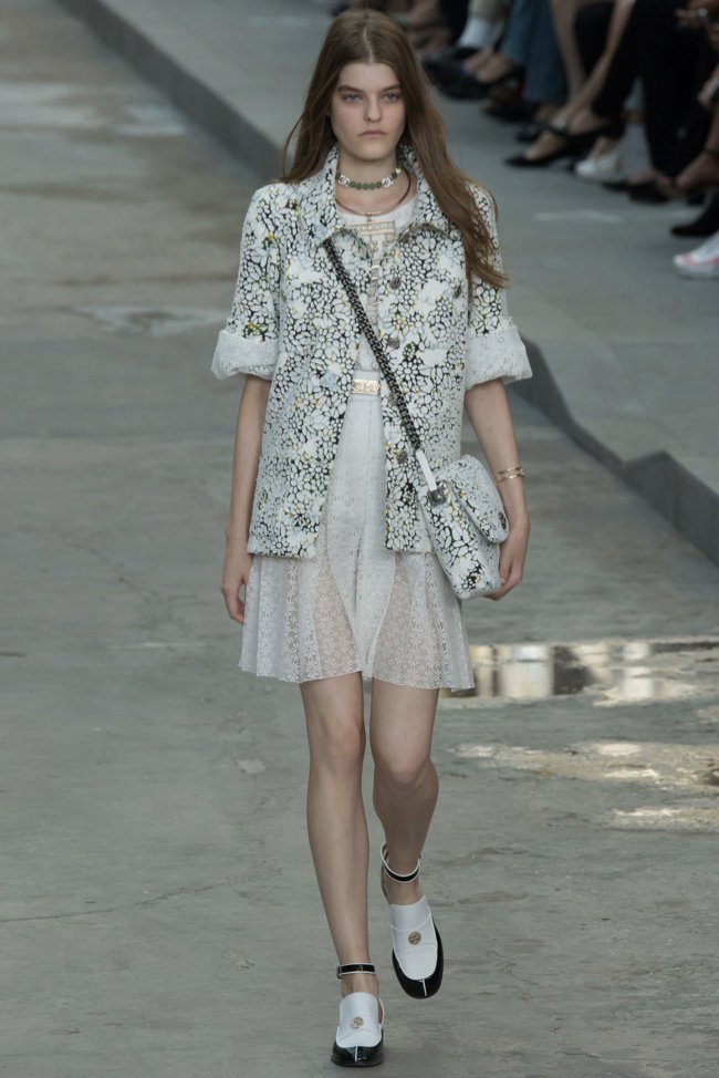 chanel-2015-spring-summer-runway43.jpg