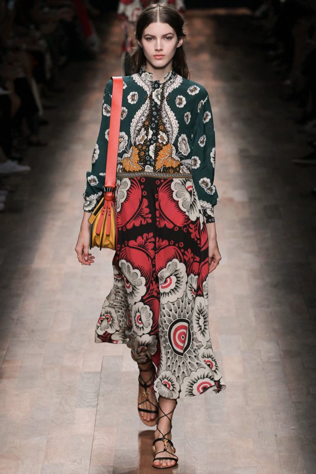 valentino-2015-spring-summer-runway16.jpg