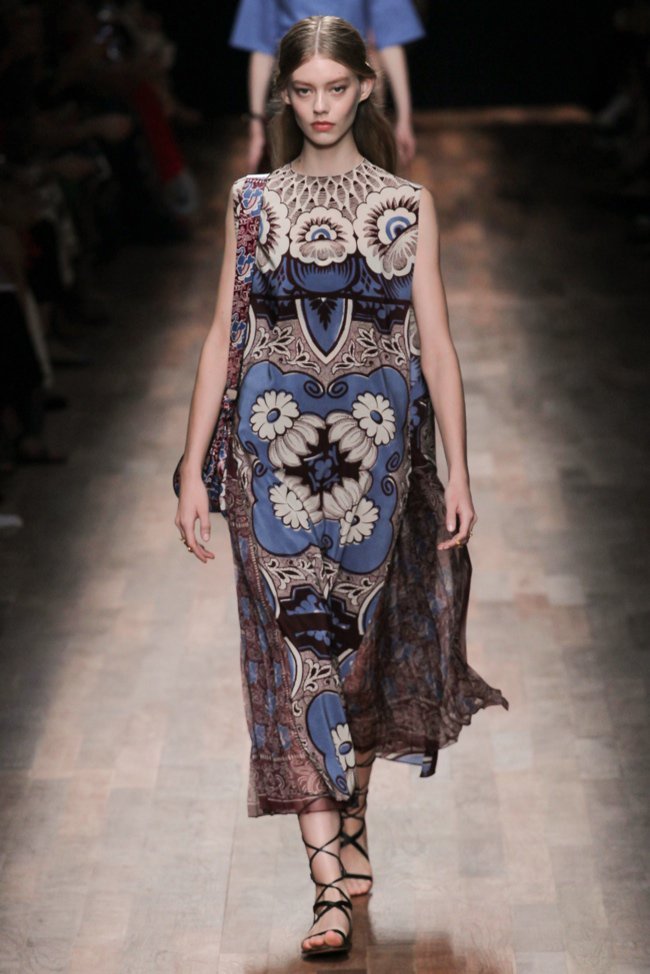 valentino-2015-spring-summer-runway24.jpg