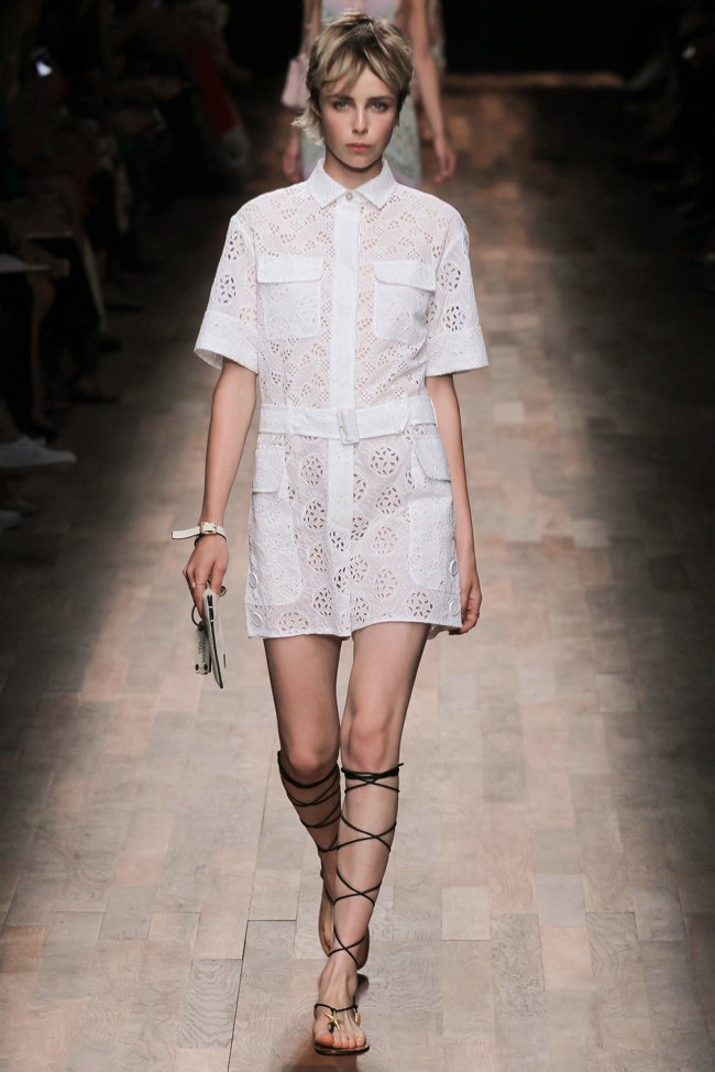 valentino-2015-spring-summer-runway30.jpg