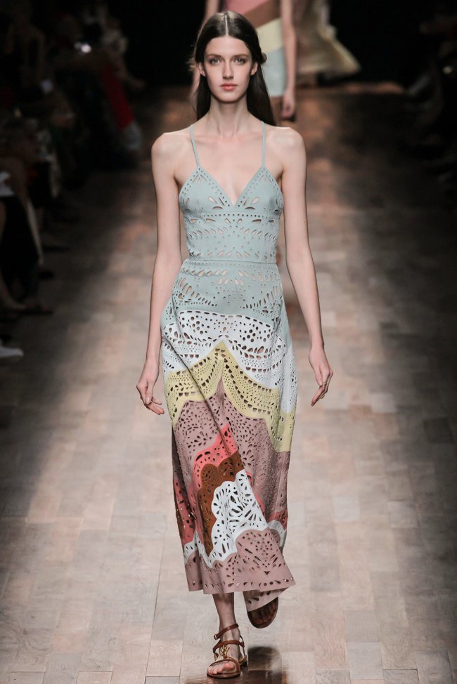 valentino-2015-spring-summer-runway34.jpg