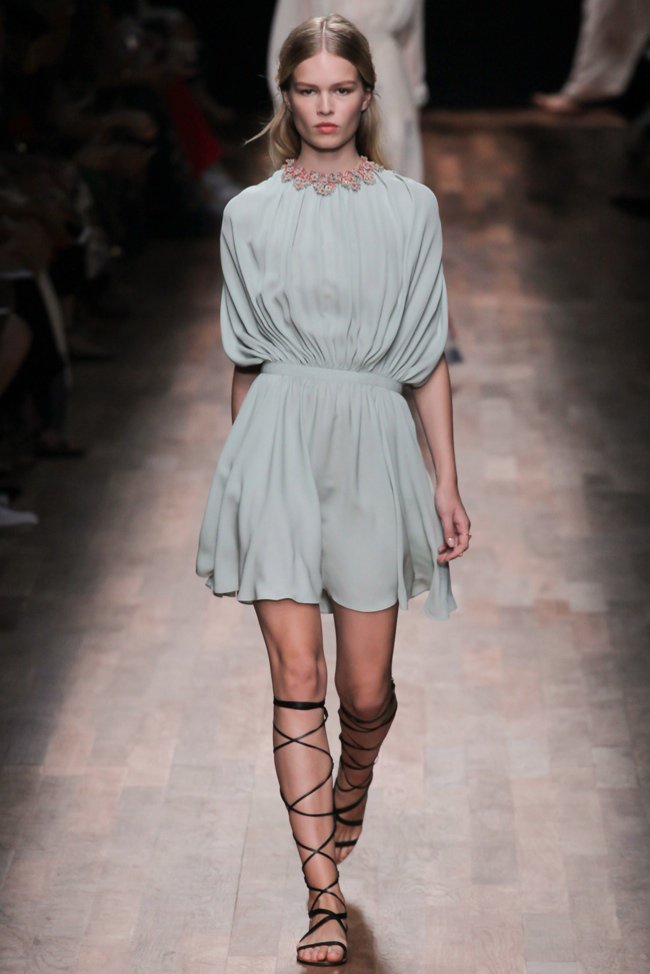 valentino-2015-spring-summer-runway66.jpg