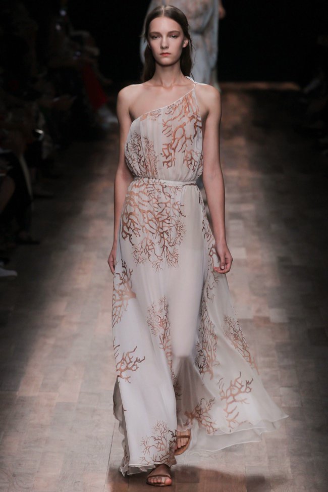 valentino-2015-spring-summer-runway68.jpg