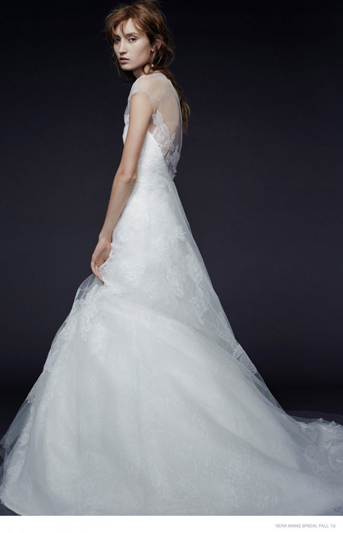 vera-wang-bridal-2015-fall-dresses02-774x1200.jpg