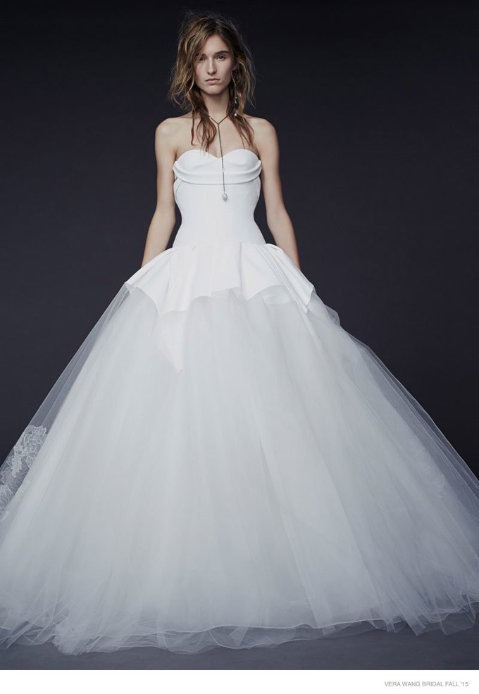 vera-wang-bridal-2015-fall-dresses04.jpg