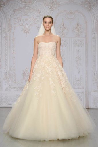 monique-lhuillier-2015-fall-bridal-wedding-dresses08.jpg