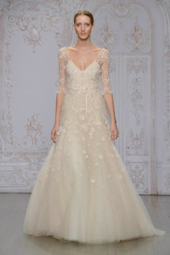 monique-lhuillier-2015-fall-bridal-wedding-dresses09.jpg