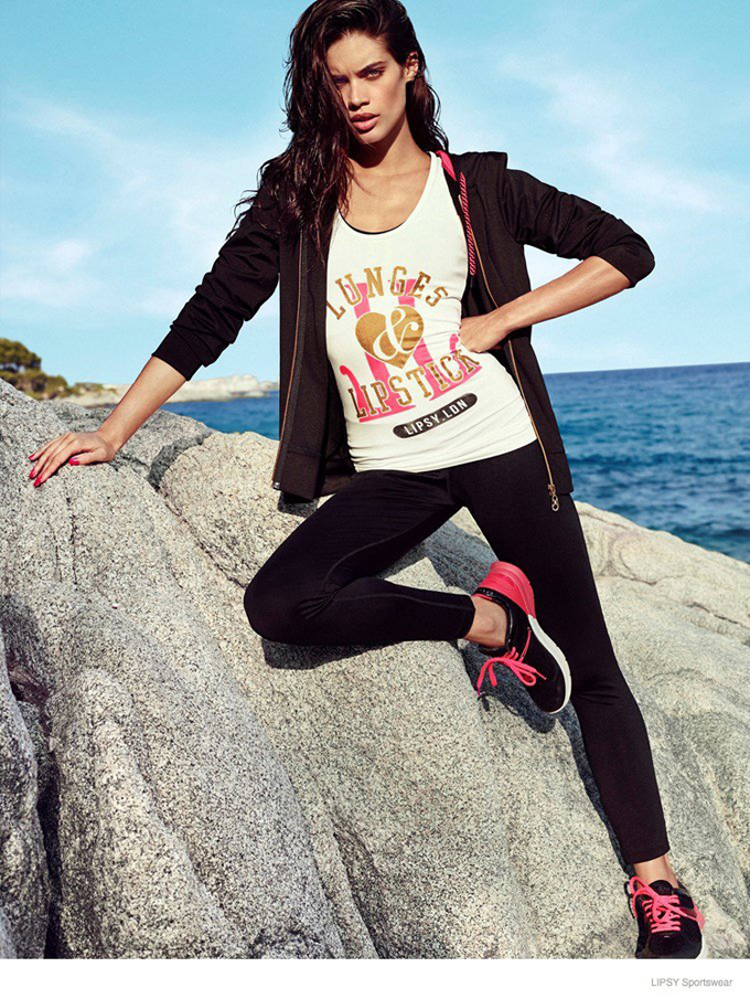 lipsy-sportswear-2014-sara-sampaio11.jpg