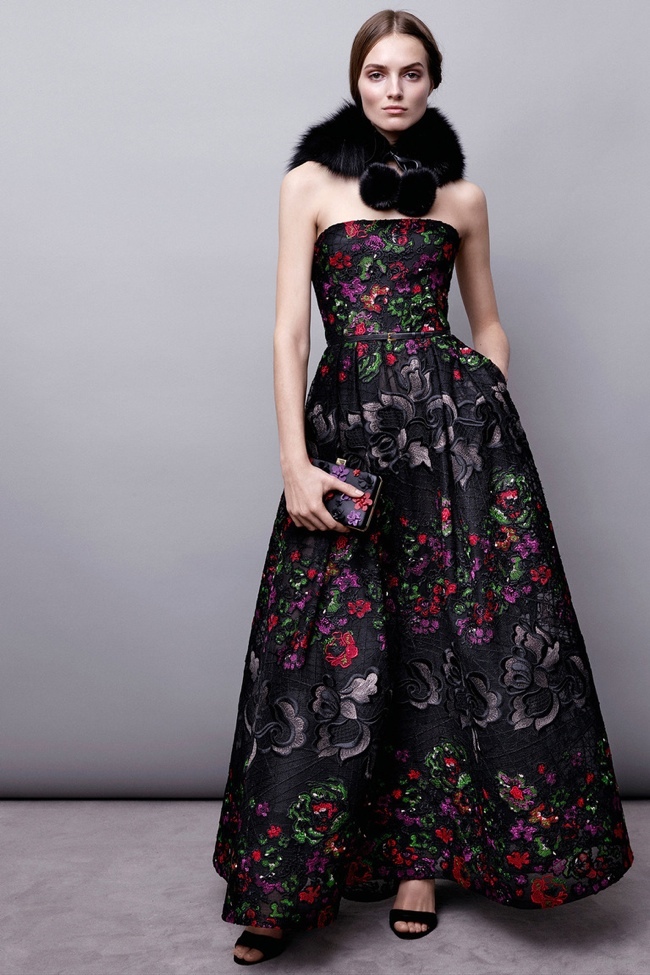 elie-saab-pre-fall-2015-photos02.jpg