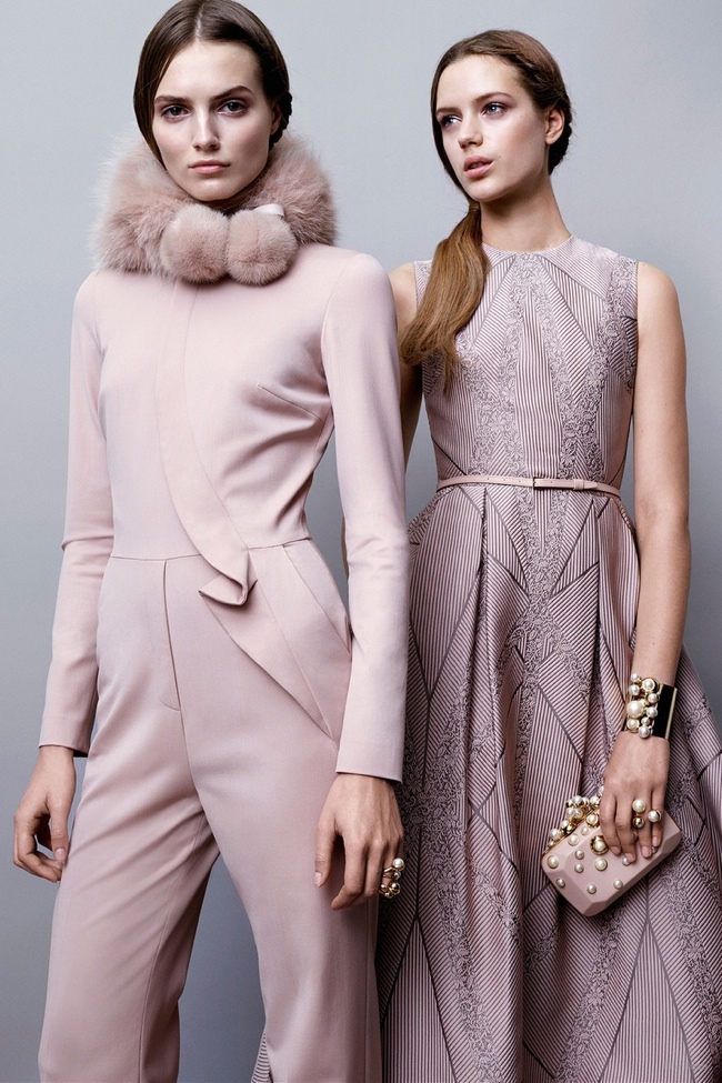 elie-saab-pre-fall-2015-photos28.jpg