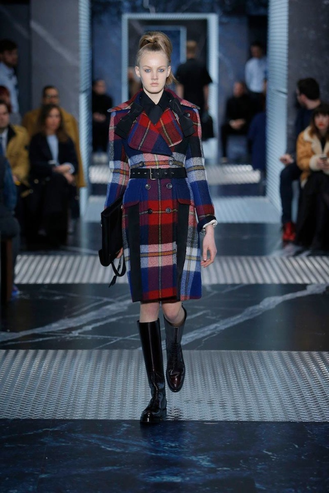 prada-womens-pre-fall-2015-show04.jpg