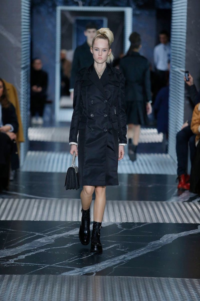 prada-womens-pre-fall-2015-show07.jpg