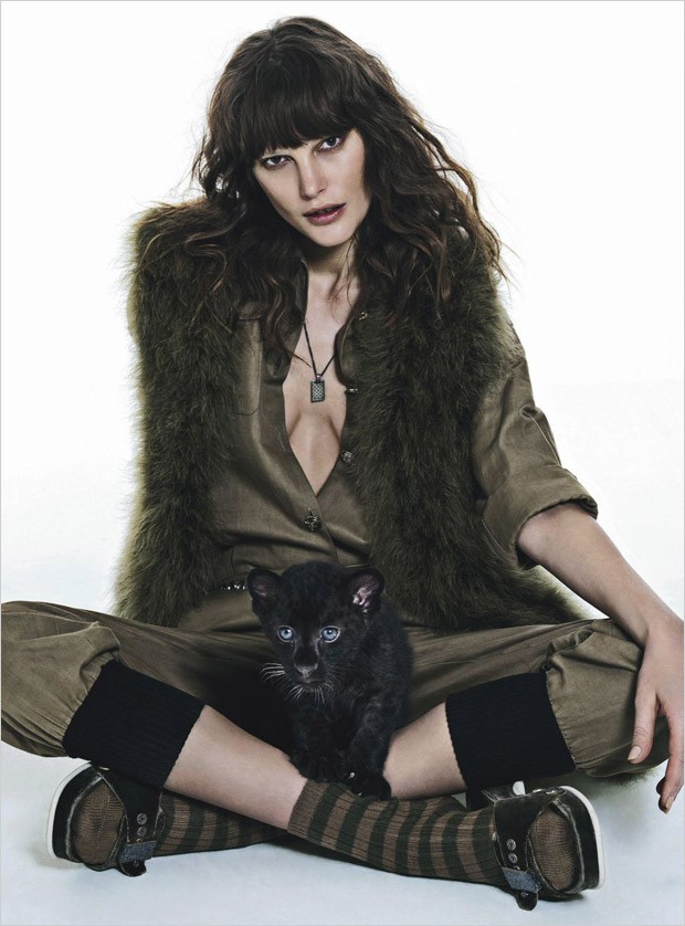 Catherine-McNeil-Vogue-Australia-Sebastian-Kim-10-620x838.jpg