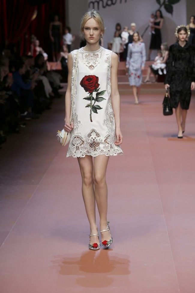 dolce-gabbana-fall-winter-2015-runway17.jpg