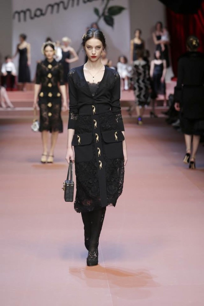 dolce-gabbana-fall-winter-2015-runway37.jpg