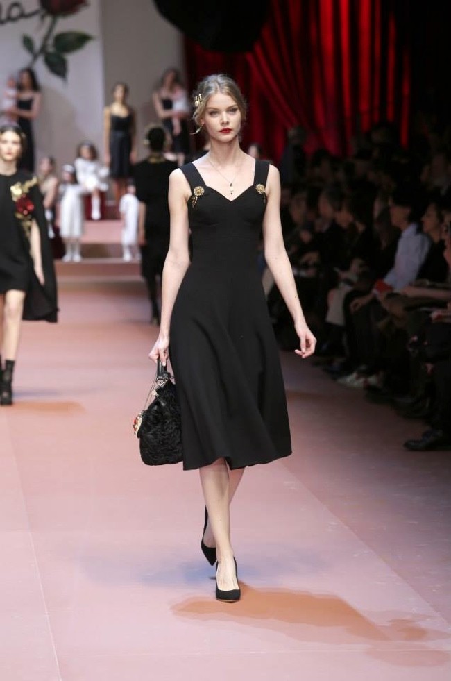 dolce-gabbana-fall-winter-2015-runway39.jpg