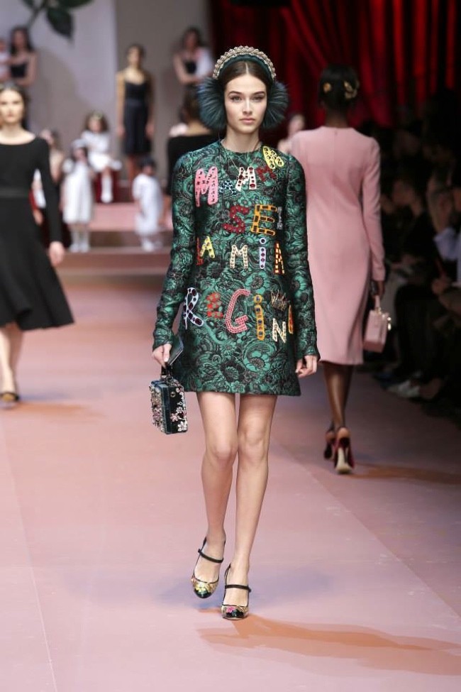 dolce-gabbana-fall-winter-2015-runway48.jpg