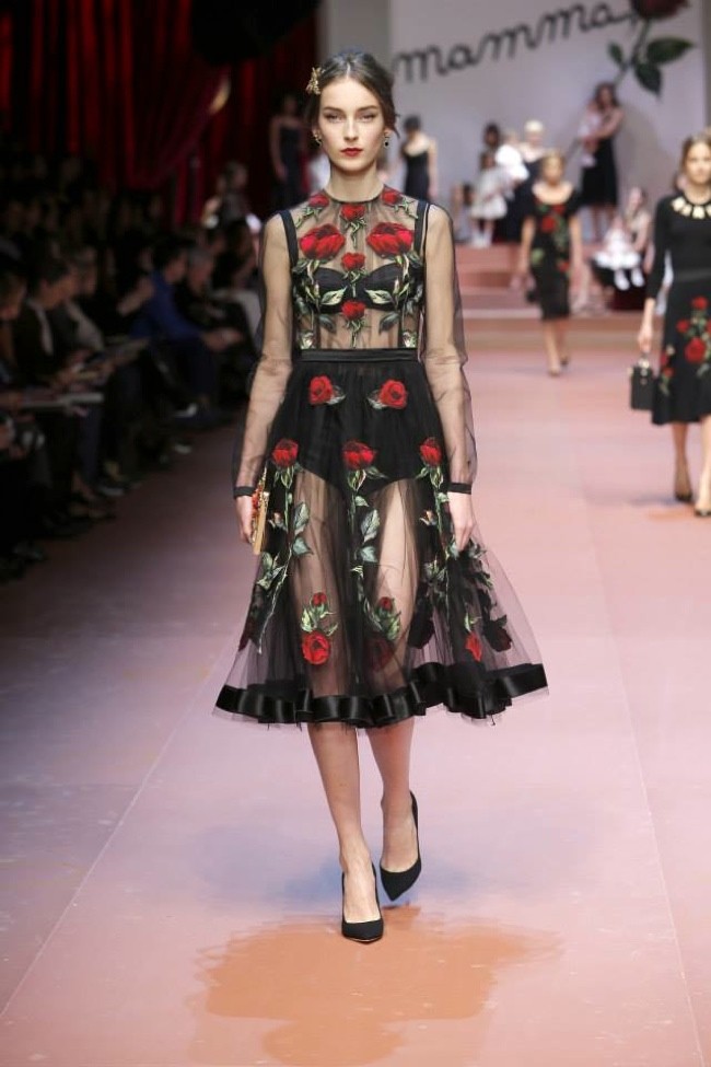 dolce-gabbana-fall-winter-2015-runway69.jpg