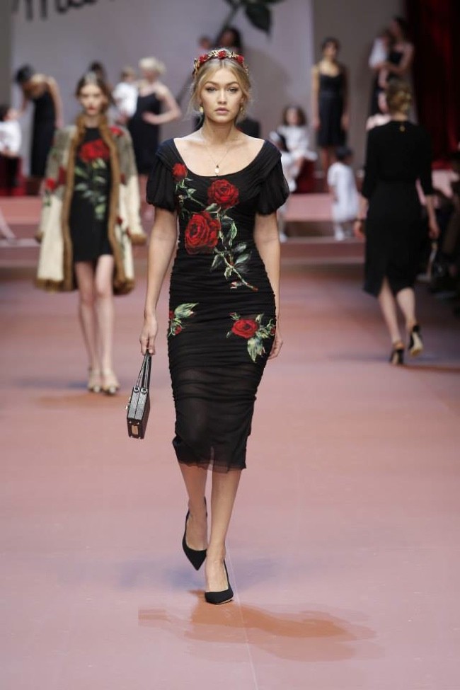 dolce-gabbana-fall-winter-2015-runway71.jpg