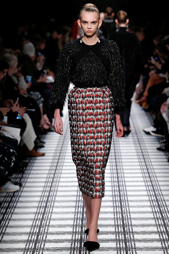 balenciaga-fall-winter-2015-runway13.jpg