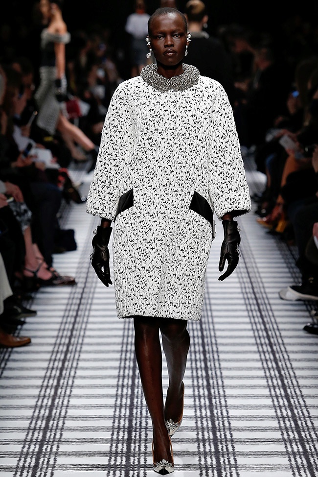 balenciaga-fall-winter-2015-runway30.jpg