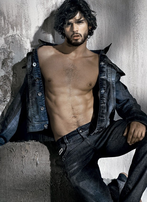 Marlon-Teixeira-Osmoze-Winter-2015-14-620x848.jpg