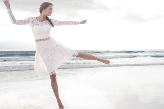 bhldn-underwater-wedding-dresses-shoot03.jpg