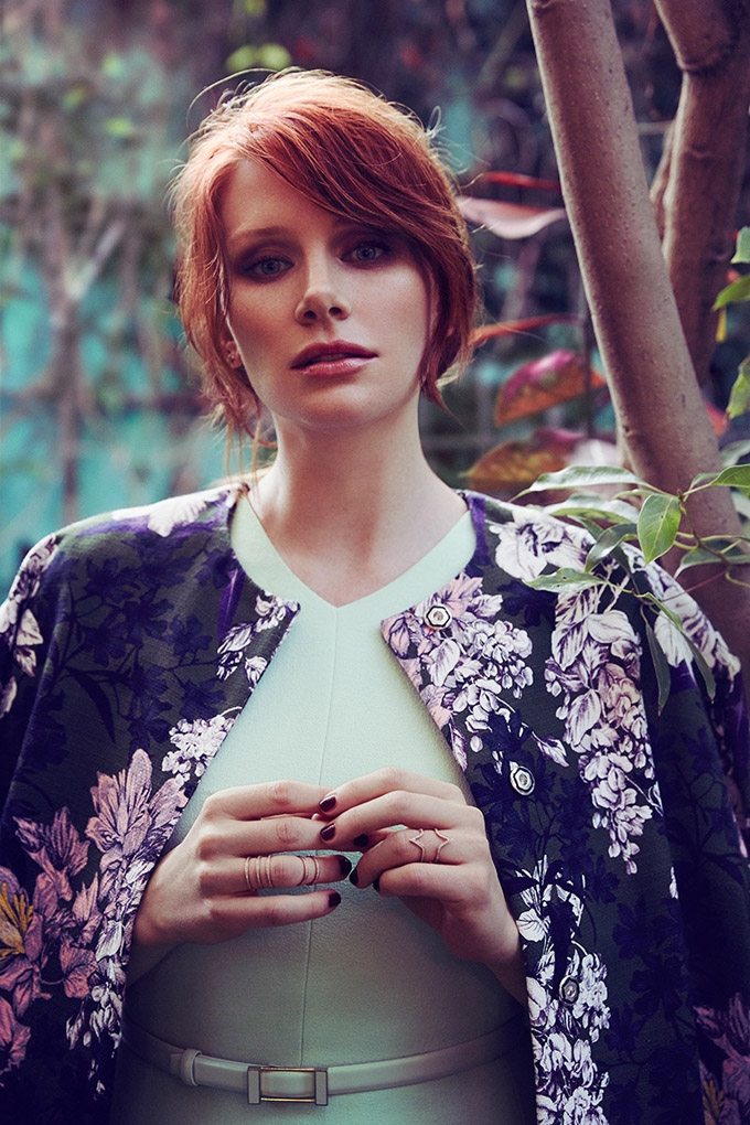 Bryce-Dallas-Howard-Who-What-Wear-2015-Photo-Shoot04-800x1444.jpg