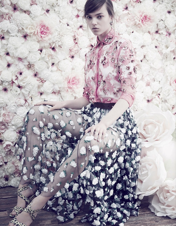 Jenna-Earle-Floral-Fashion01-800x1444.jpg