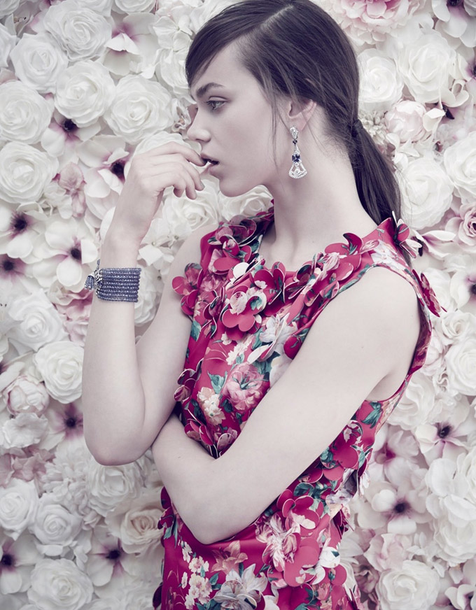 Jenna-Earle-Floral-Fashion02-800x1444.jpg