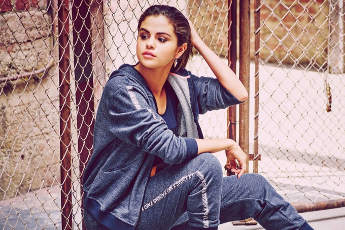 Selena-Gomez-adidas-Neo-Workout-Clothes03-800x1444.jpg