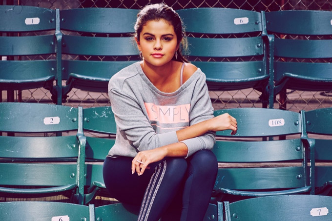 Selena-Gomez-adidas-Neo-Workout-Clothes06-800x1444.jpg