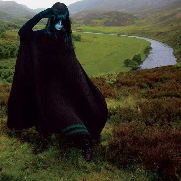 Edie-Campbell-T-Magazine-Inez-Vinoodh-09-620x620.jpg